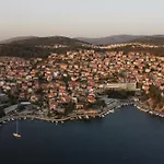 Bruno - Parking Included Σίμπενικ