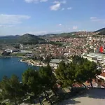 Bruno - Parking Included Σίμπενικ