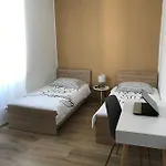 Bruno - Parking Included Σίμπενικ