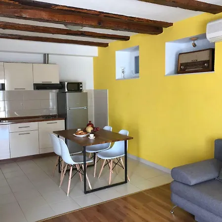 Apartment Bruno - Parking Included