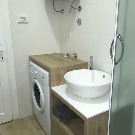 Apartament Bruno - Parking Included Szybenik