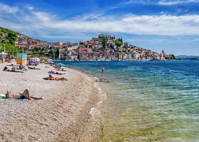 아파트 Bruno - Parking Included 시베니크